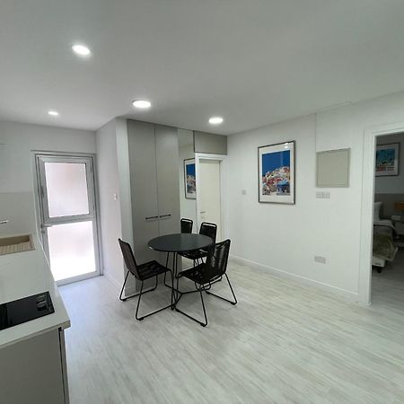 Levante Holiday Apartments Larnaca Exteriör bild